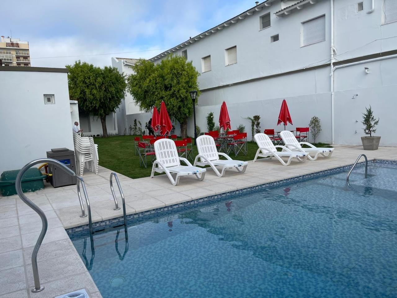 Hotel Trocadero Necochea Exterior photo
